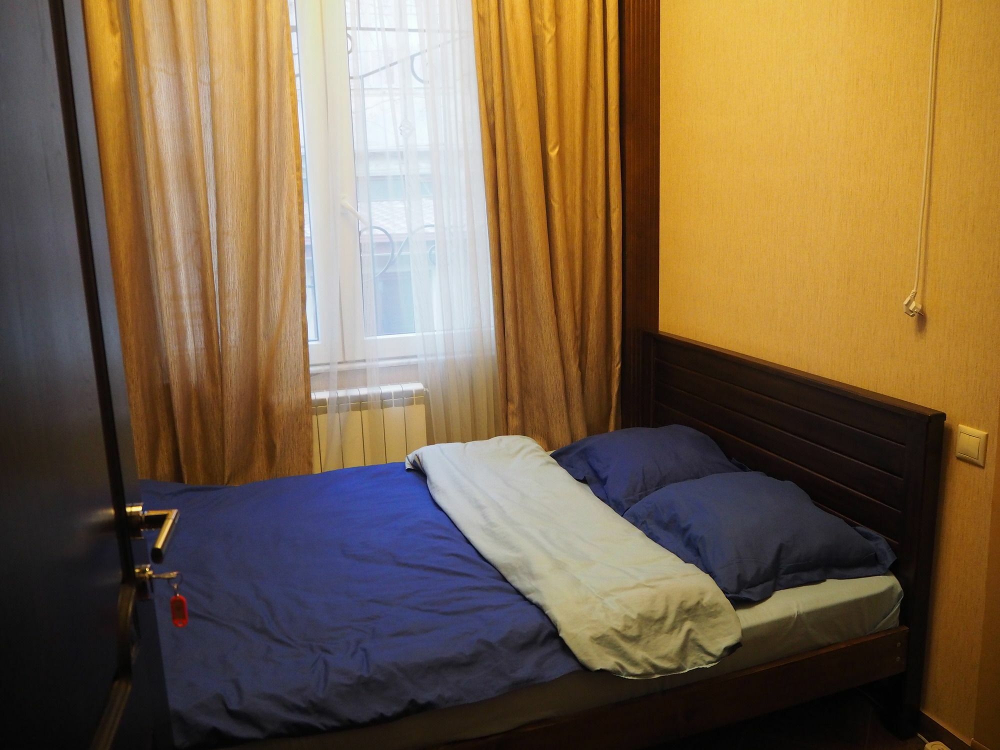 Cleopatra Palace Hostel Τυφλίδα Εξωτερικό φωτογραφία