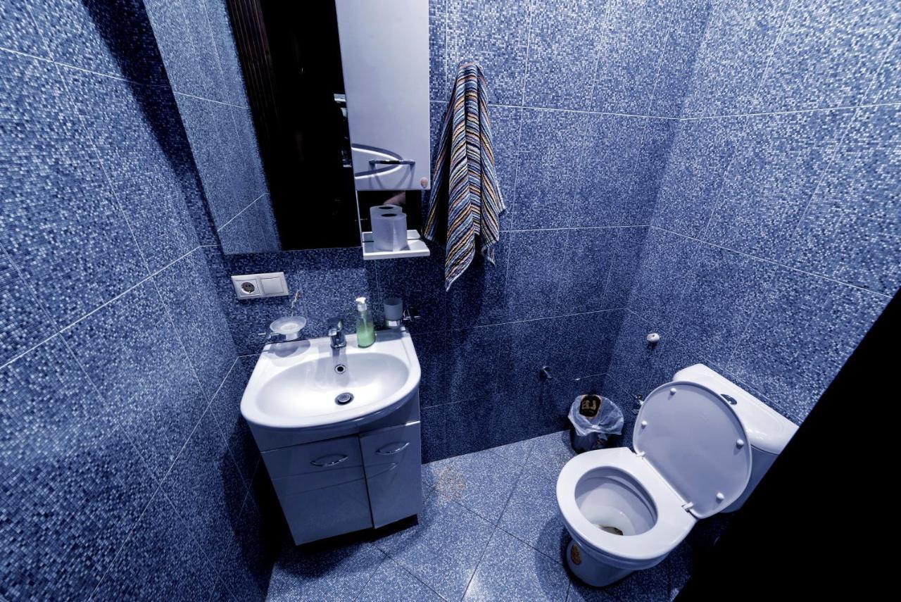 Cleopatra Palace Hostel Τυφλίδα Εξωτερικό φωτογραφία