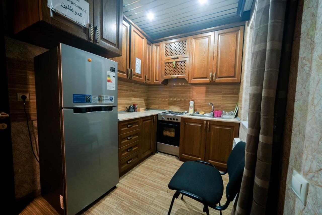 Cleopatra Palace Hostel Τυφλίδα Εξωτερικό φωτογραφία