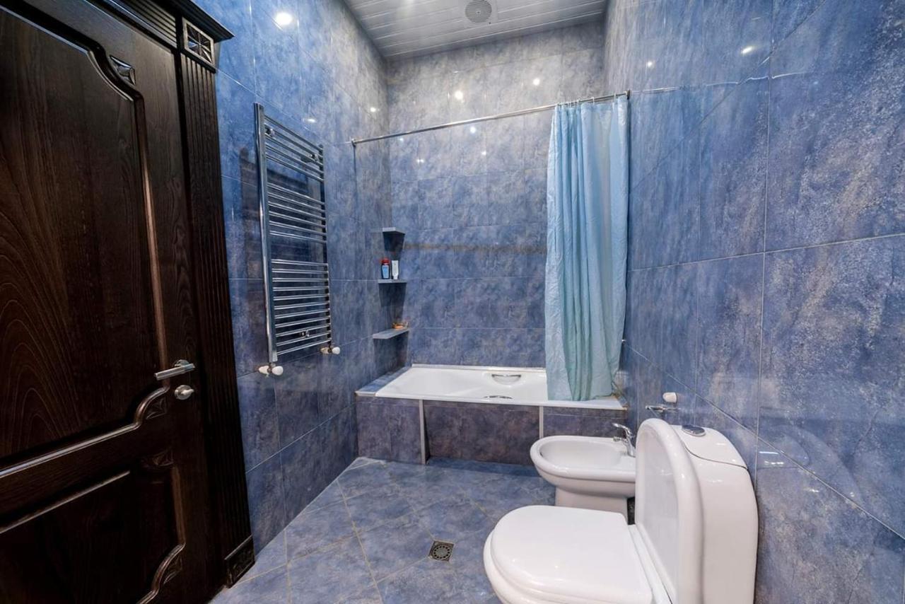Cleopatra Palace Hostel Τυφλίδα Εξωτερικό φωτογραφία